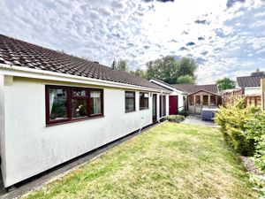 Rear- click for photo gallery